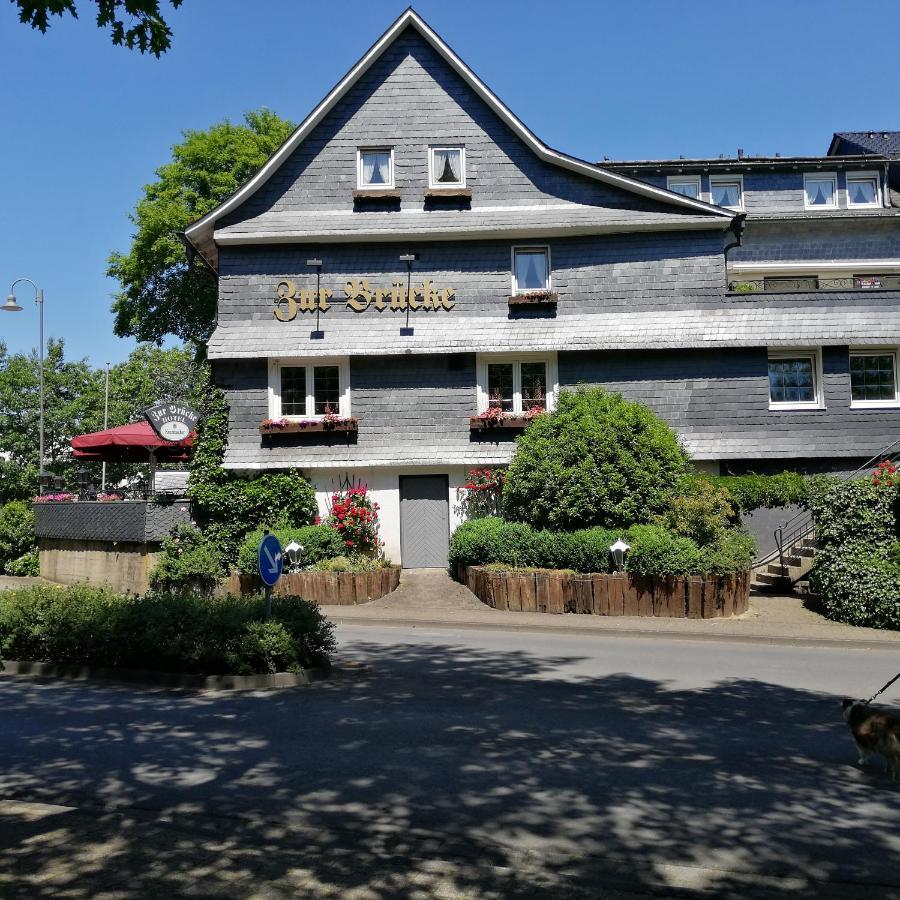Land-gut-Hotel Zur Brücke Drolshagen Exterior foto