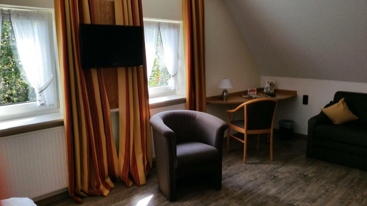Land-gut-Hotel Zur Brücke Drolshagen Exterior foto